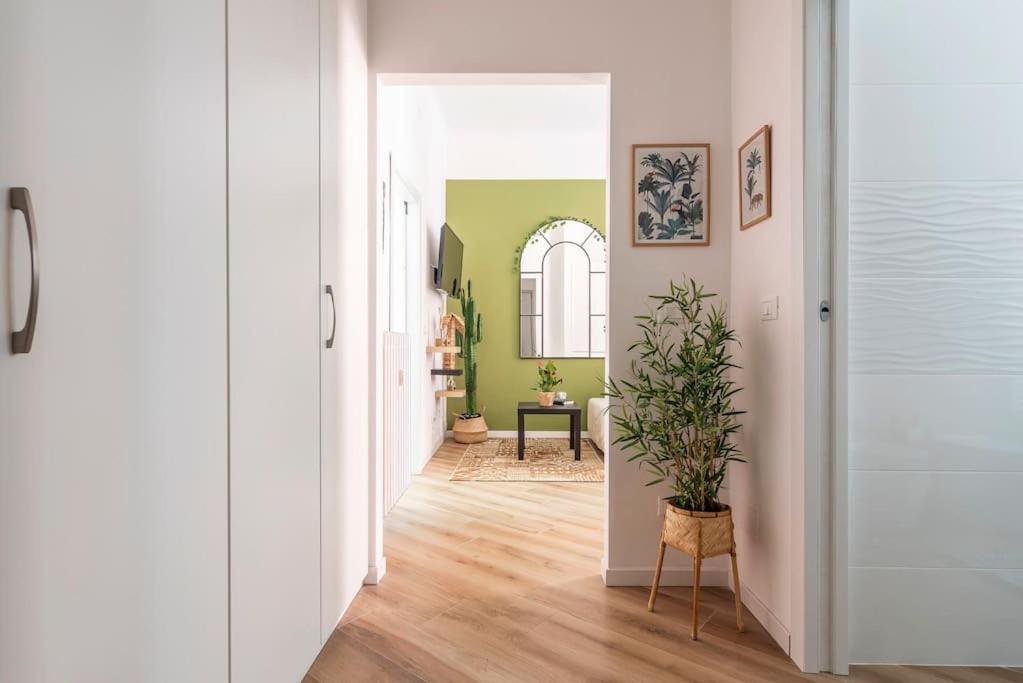 Ferienwohnung New Jungle & Charming Flat - Zona De Angeli Mailand Exterior foto