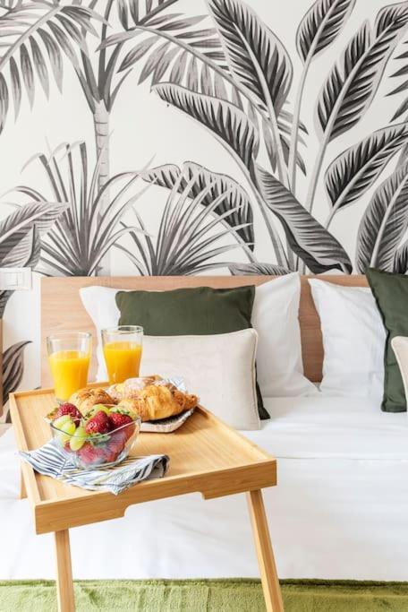 Ferienwohnung New Jungle & Charming Flat - Zona De Angeli Mailand Exterior foto